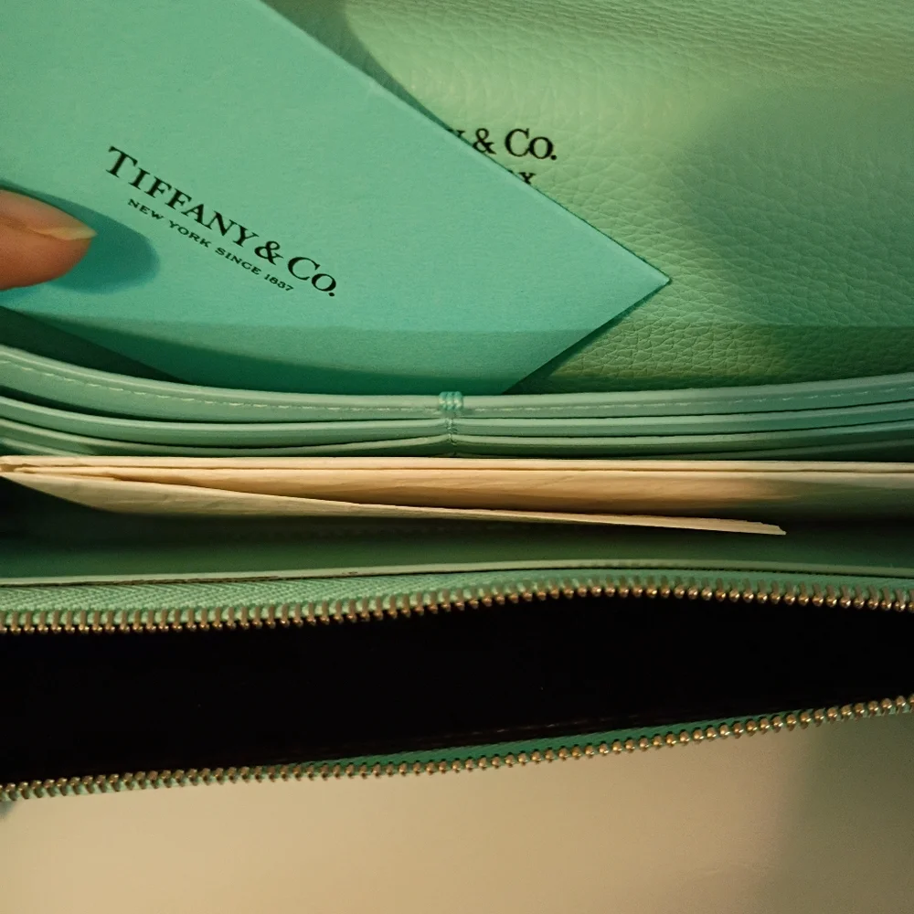 Tiffany & Co. NWOT, Women's, Continental Wallet, Snap Closure, Color Turquoise - Picture 12 of 16